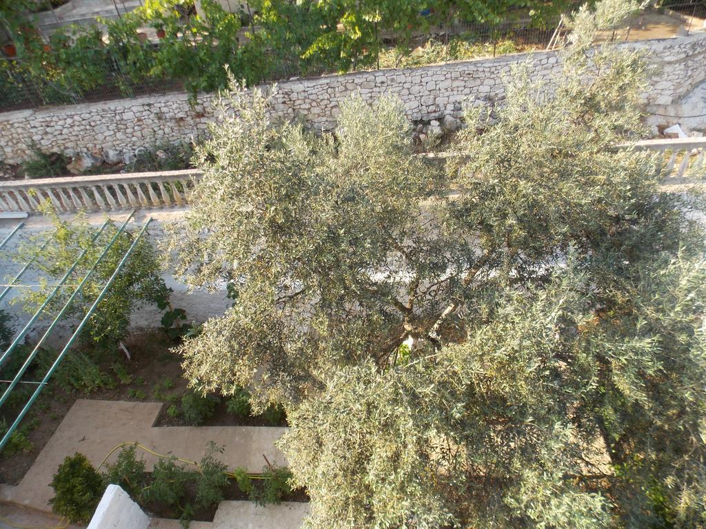 Guest house Vila Bega Saranda Extérieur photo