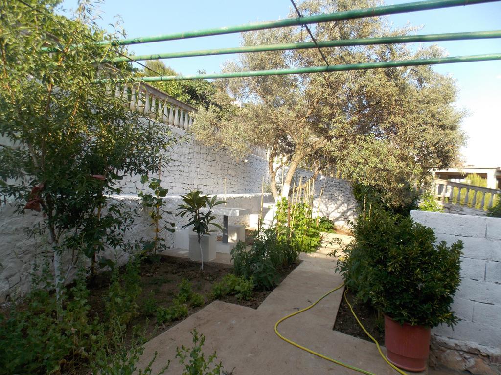 Guest house Vila Bega Saranda Extérieur photo