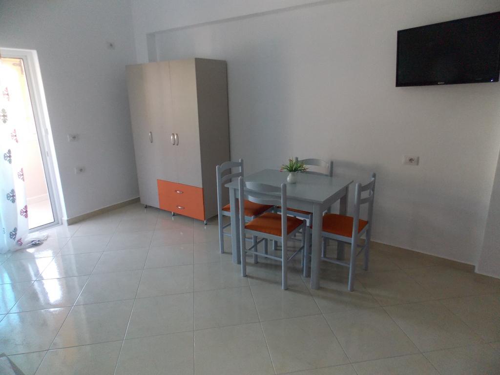 Guest house Vila Bega Saranda Extérieur photo