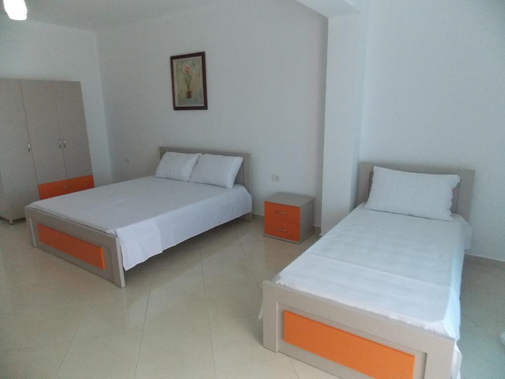 Guest house Vila Bega Saranda Extérieur photo