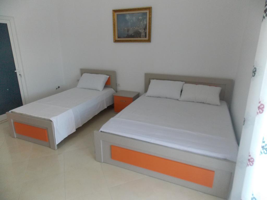 Guest house Vila Bega Saranda Extérieur photo